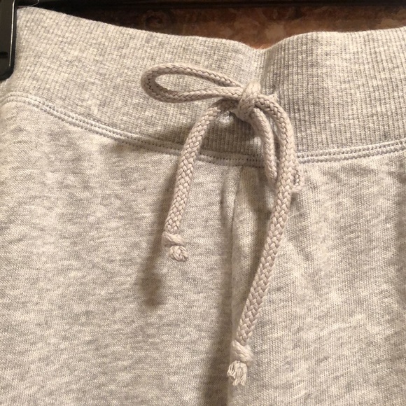 NWT Victoria’s Secret Angel Capri Joggers. Super soft & cute. VS Angel logo. - Picture 7 of 9
